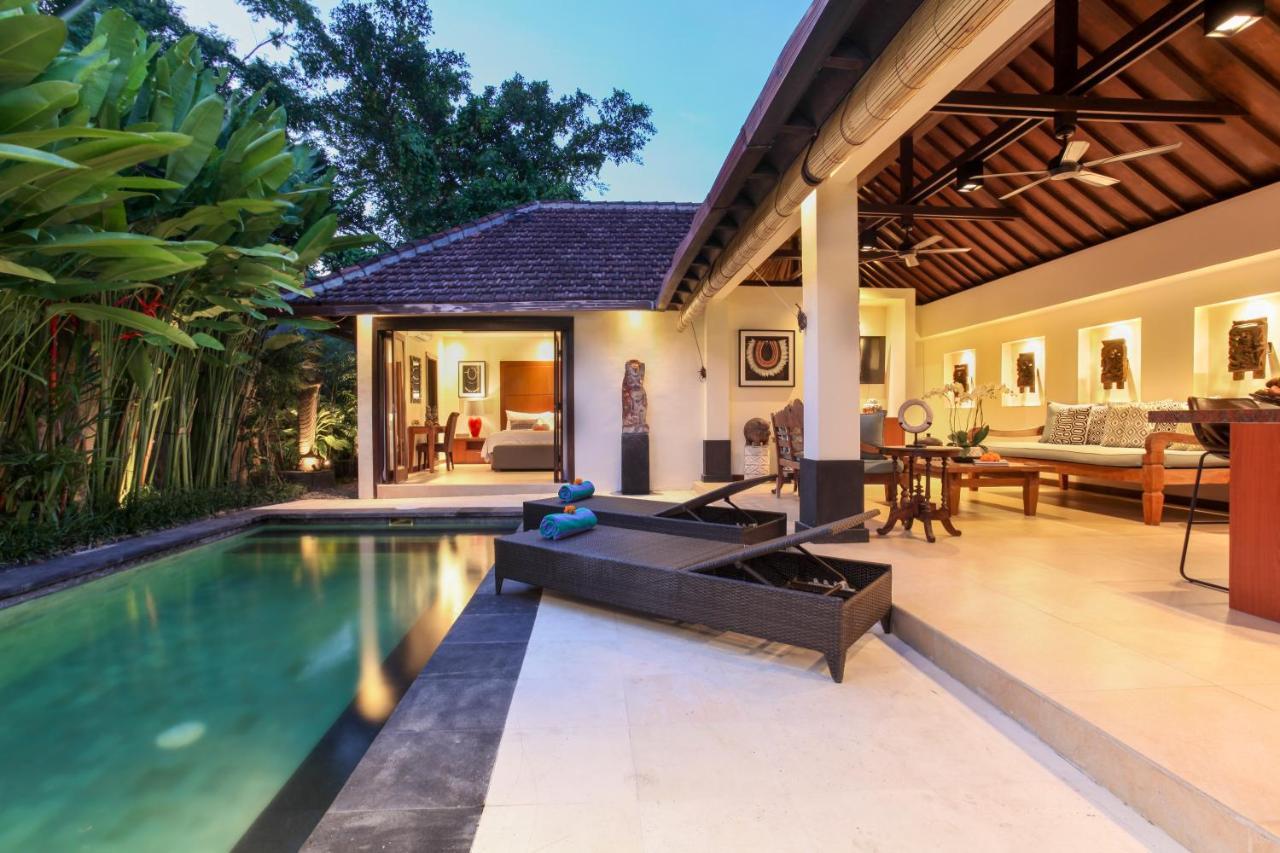 Asrina Villa'S Seminyak Екстериор снимка